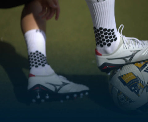 Elevate Your Soccer Game with the Top 5 Grip Socks